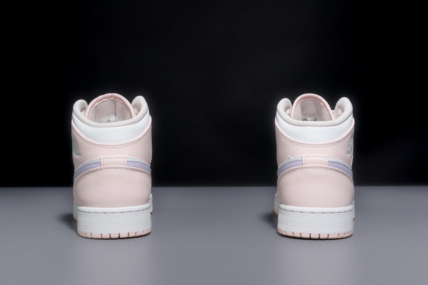 Air Jordan 1 Mid GS "Pink Wash" - Lo10M