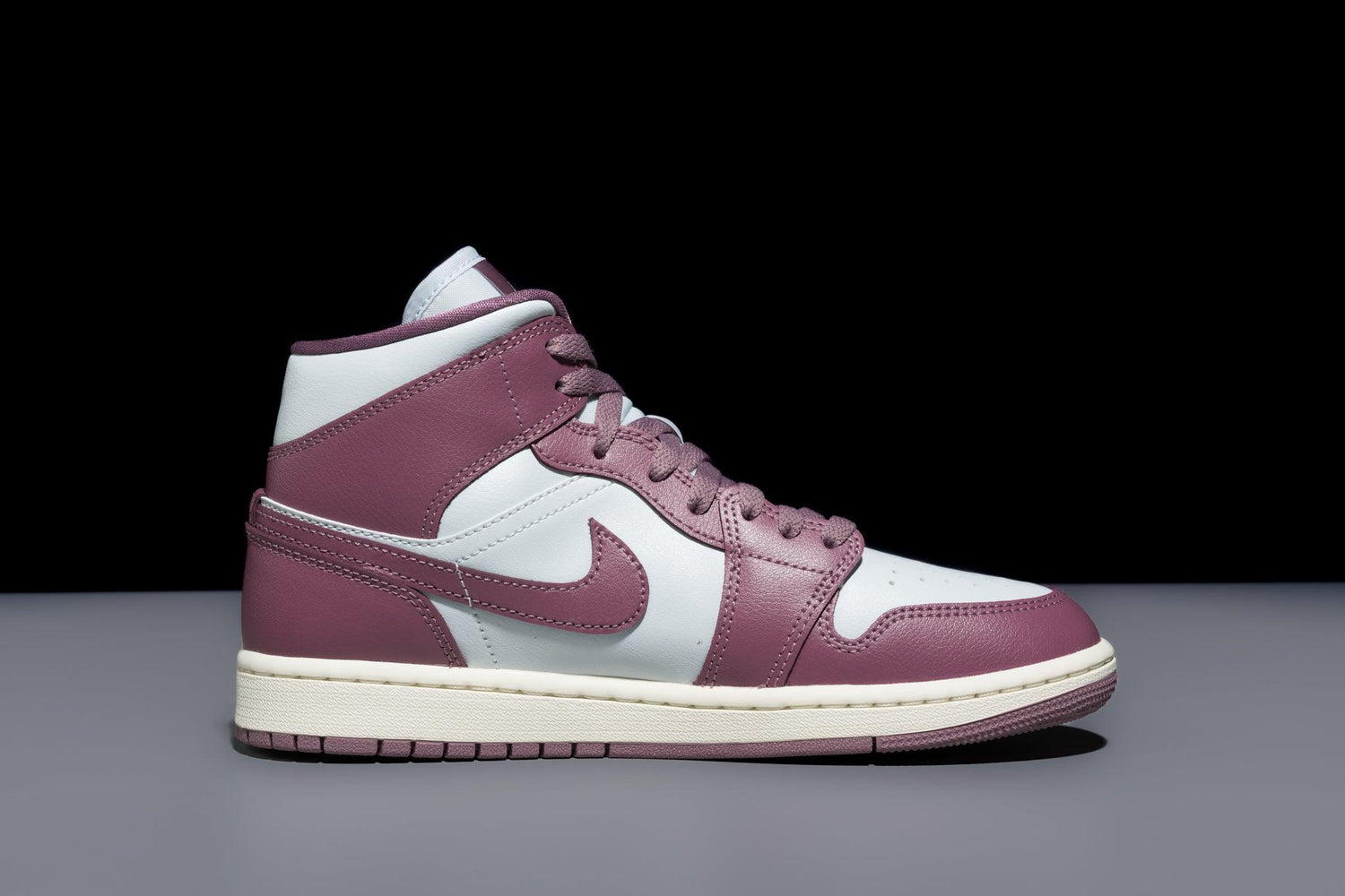 Air Jordan 1 Mid WMNS 'Sky J Mauve' - Lo10M