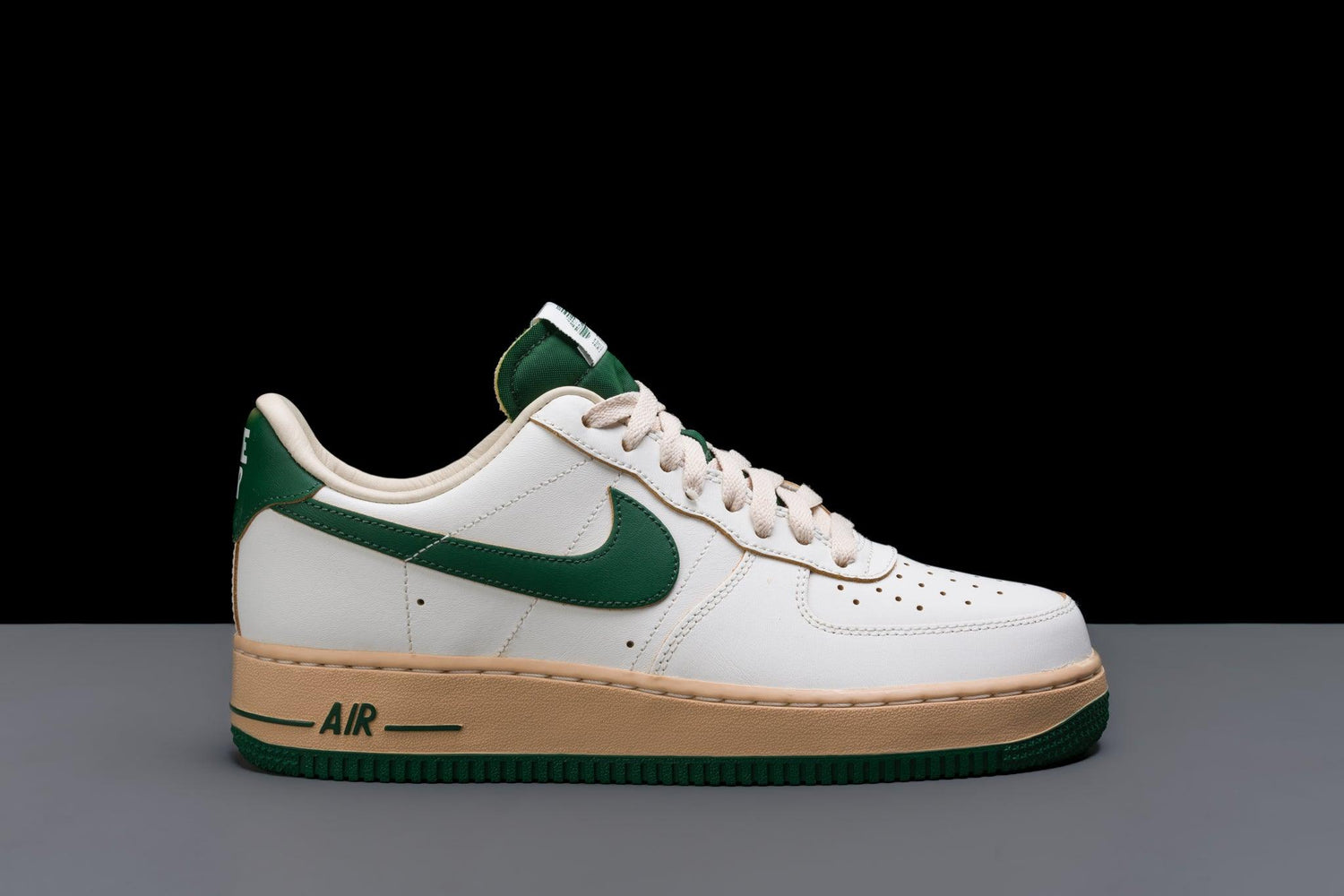 nike air force 1 low vintage gorge green lo10m 1 1500x