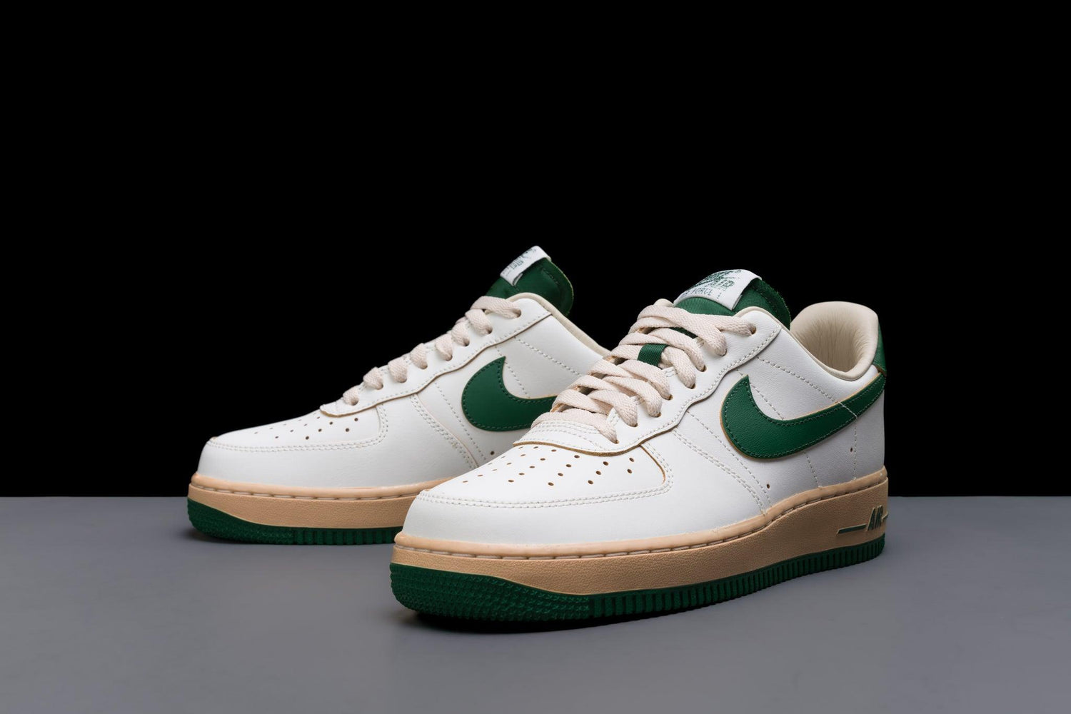 nike air force 1 low vintage gorge green lo10m 3 1500x