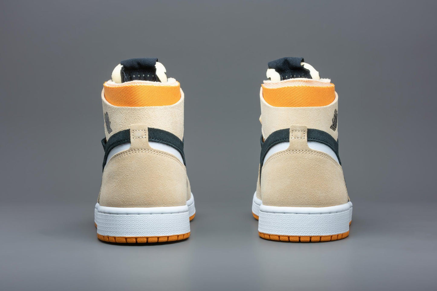 Air Jordan 1 High Zoom Air CMFT Pumpkin Spice - Lo10M