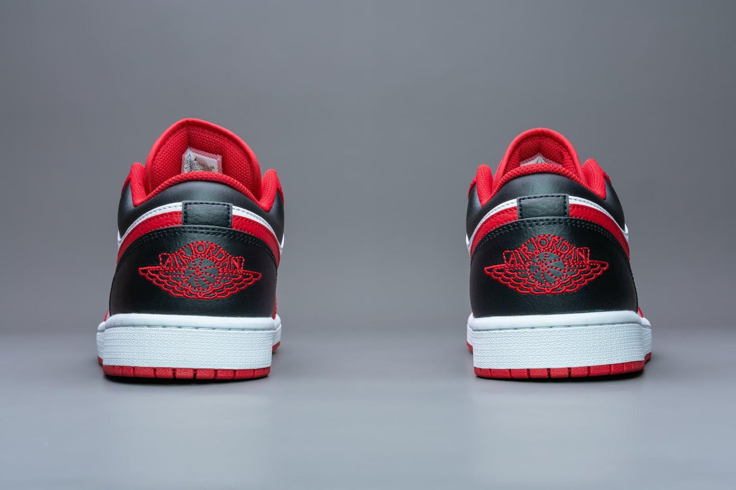Air Jordan 1 Low Bulls - Lo10M