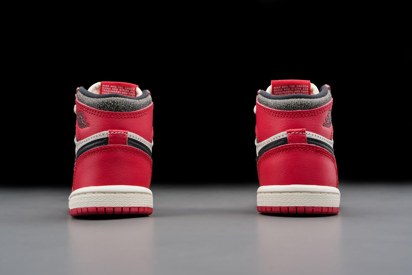 Air Jordan 1 Retro High OG Chicago Lost and Found (TD) - Lo10M