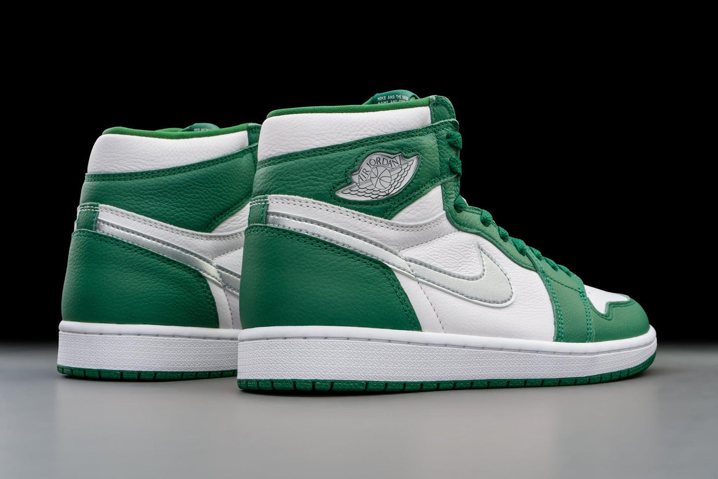 Air Jordan 1 Retro High OG Gorge Green - Lo10M