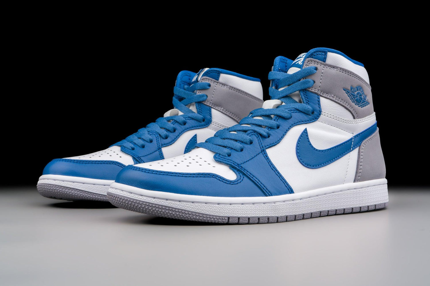 Air Jordan 1 Retro High OG True Blue - Lo10M