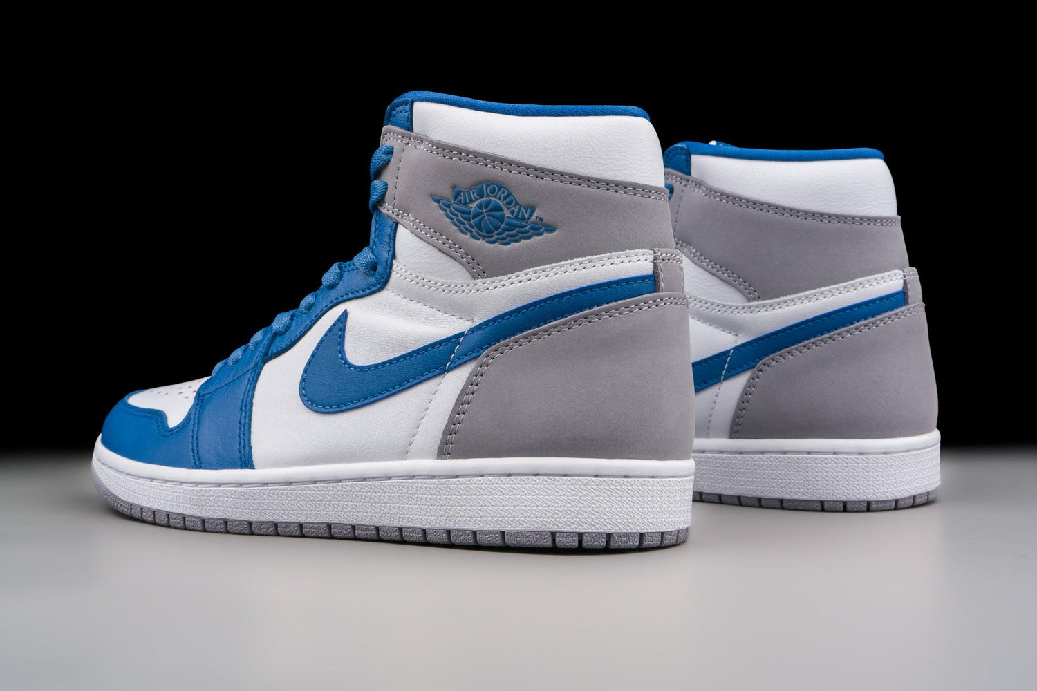Air Jordan 1 Retro High OG True Blue - Lo10M