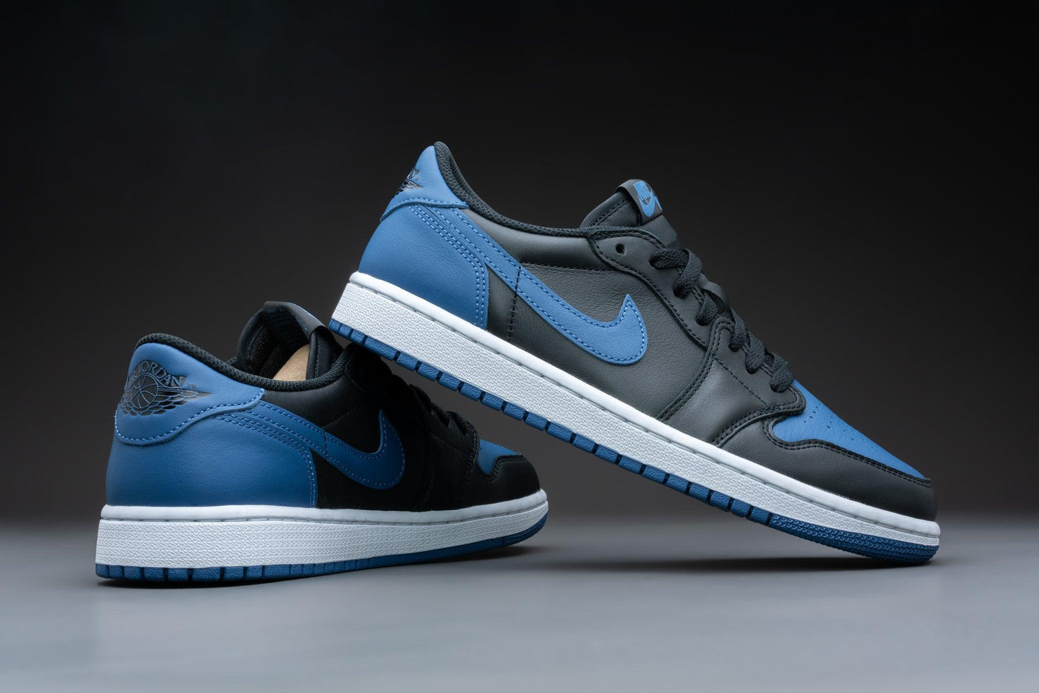 Air Jordan 1 Retro Low OG Mystic Navy (W) - Lo10M