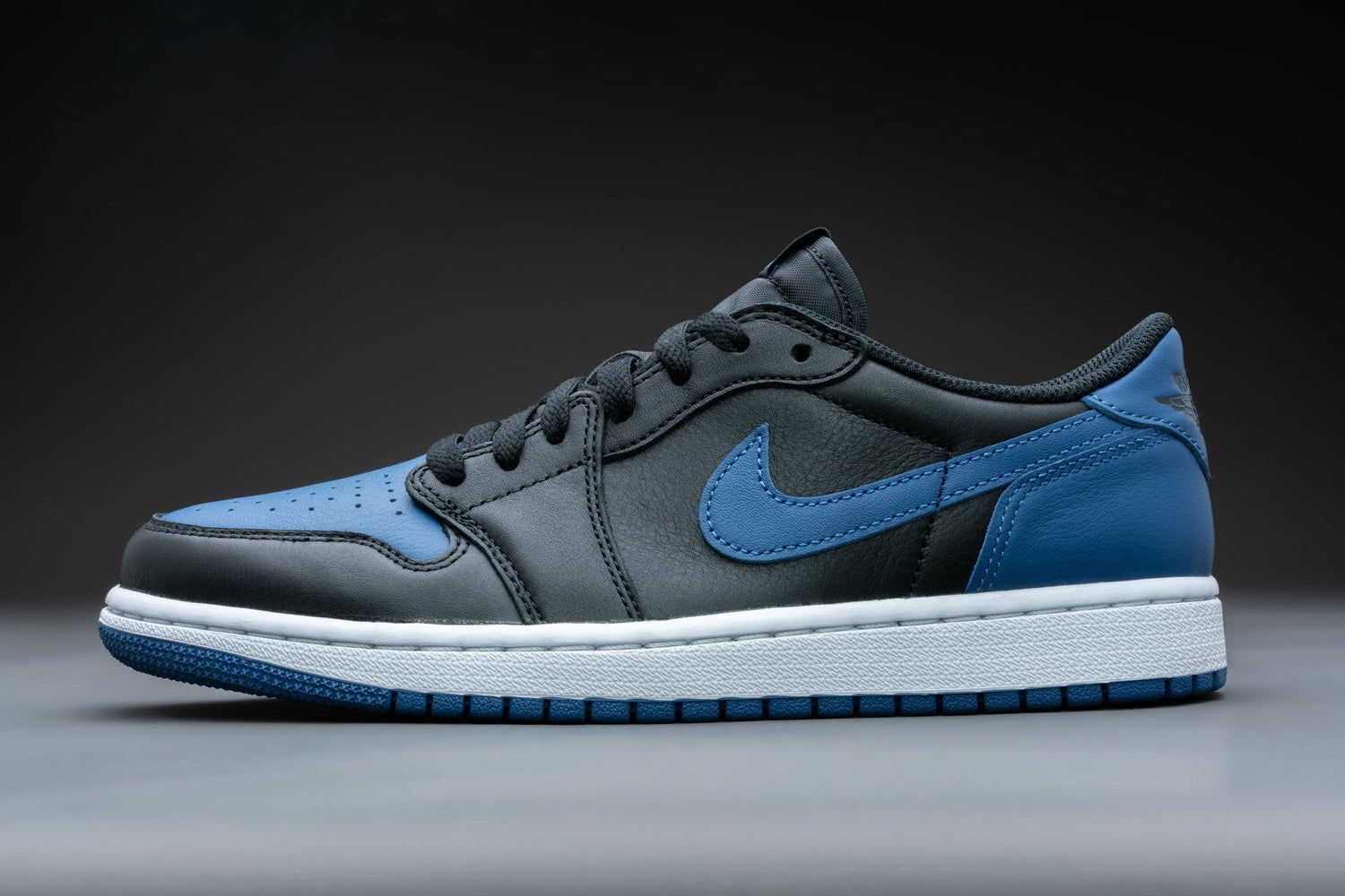 Air Jordan 1 Retro Low OG Mystic Navy (W) - Lo10M