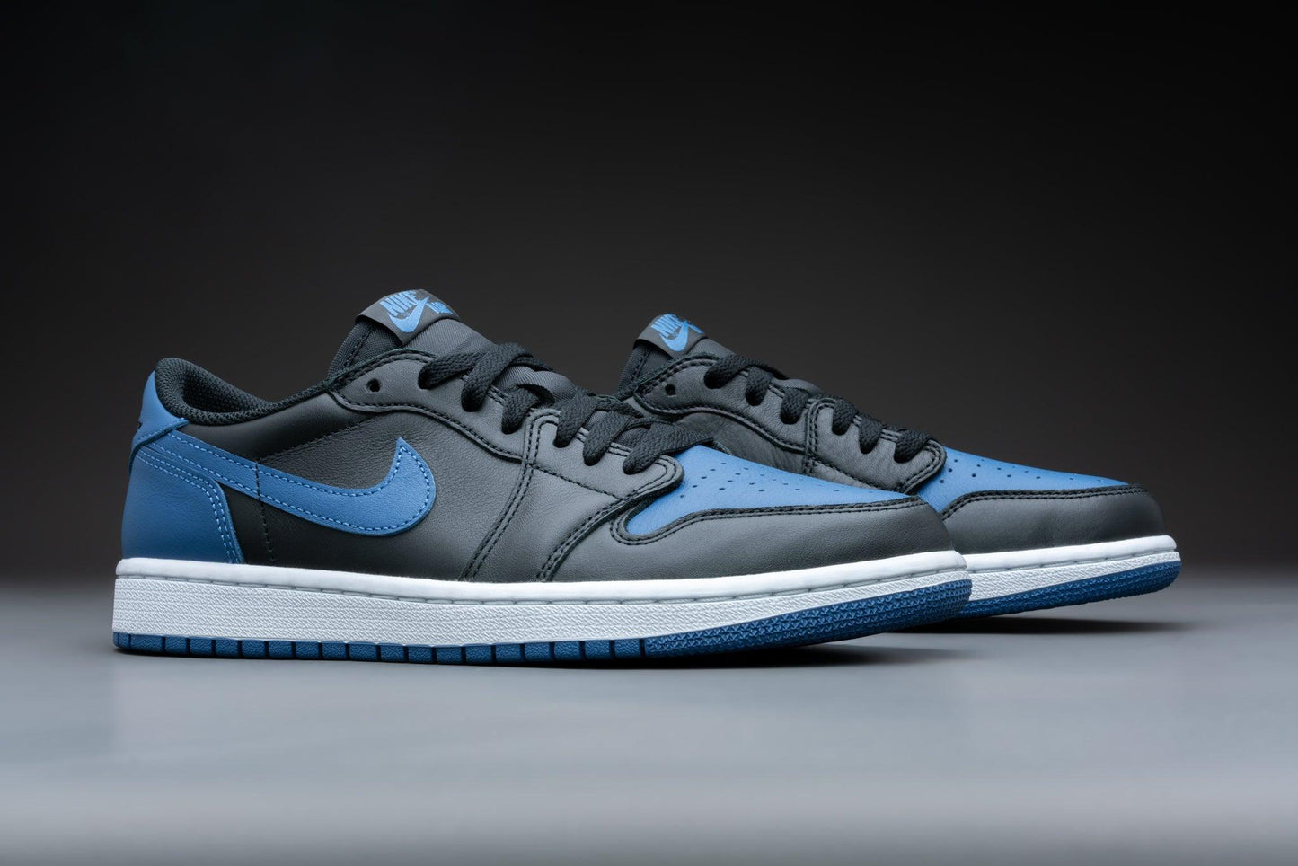 Air Jordan 1 Retro Low OG Mystic Navy (W) - Lo10M