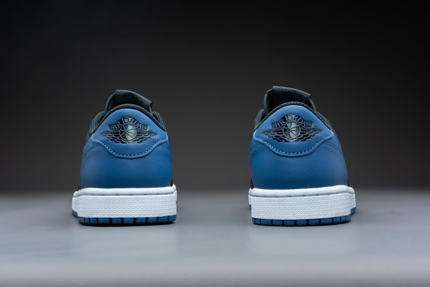 Air Jordan 1 Retro Low OG Mystic Navy (W) - Lo10M