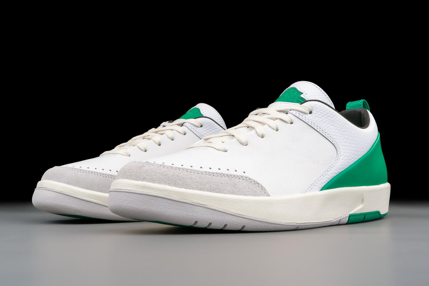 Air Jordan 2 Retro Low SE Nina Chanel Abney White Malachite - Lo10M