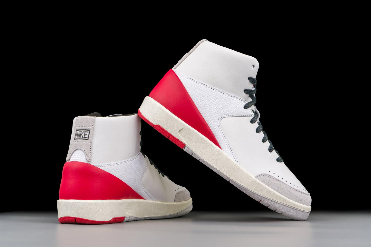 Air Jordan 2 Retro SE Nina Chanel Abney - Lo10M