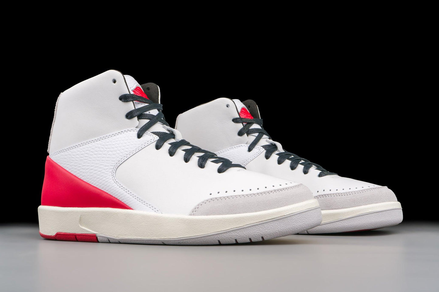 Air Jordan 2 Retro SE Nina Chanel Abney - Lo10M