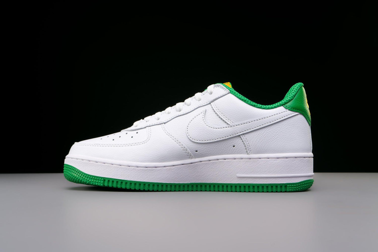 nike air force 1 low retro qs west indies 2022 lo10m 2 1500x