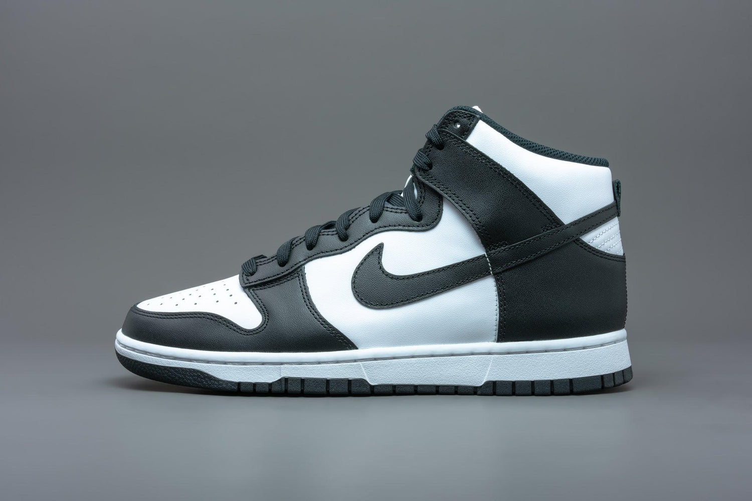 Nike Dunk High Black White (2021) - Lo10M