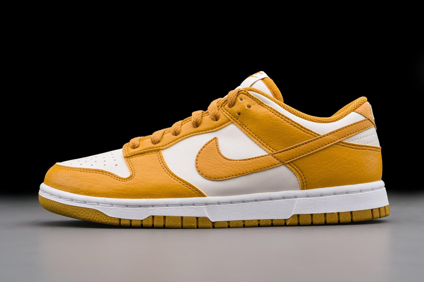 Nike Dunk Low Next Nature Phantom (W) - Lo10M