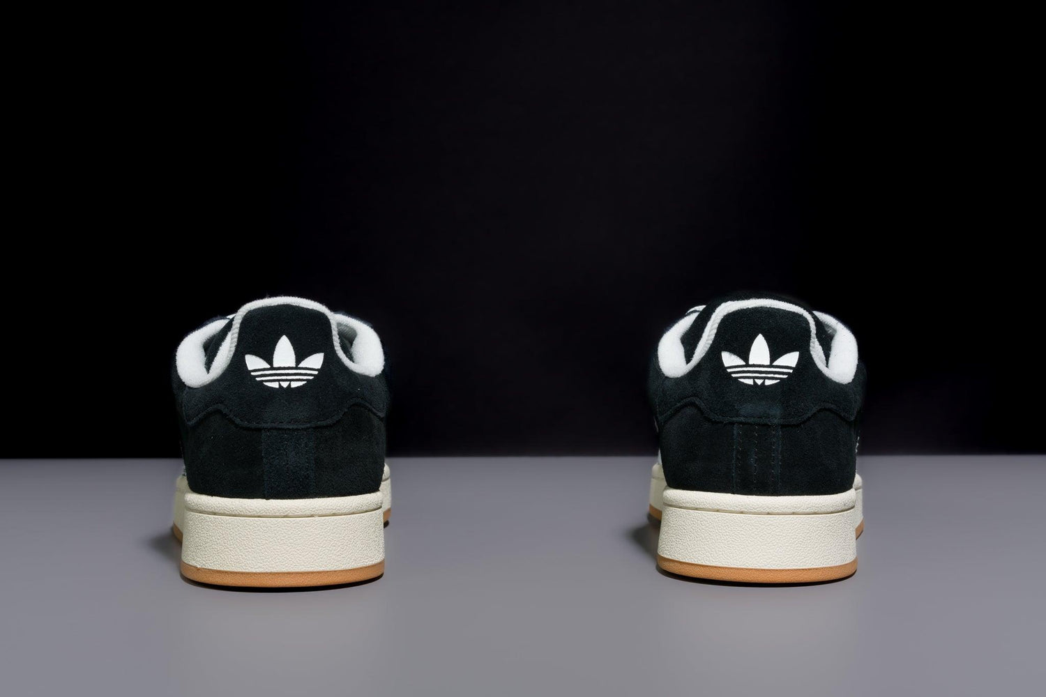 adidas Campus 00s "Core Black" - Lo10M