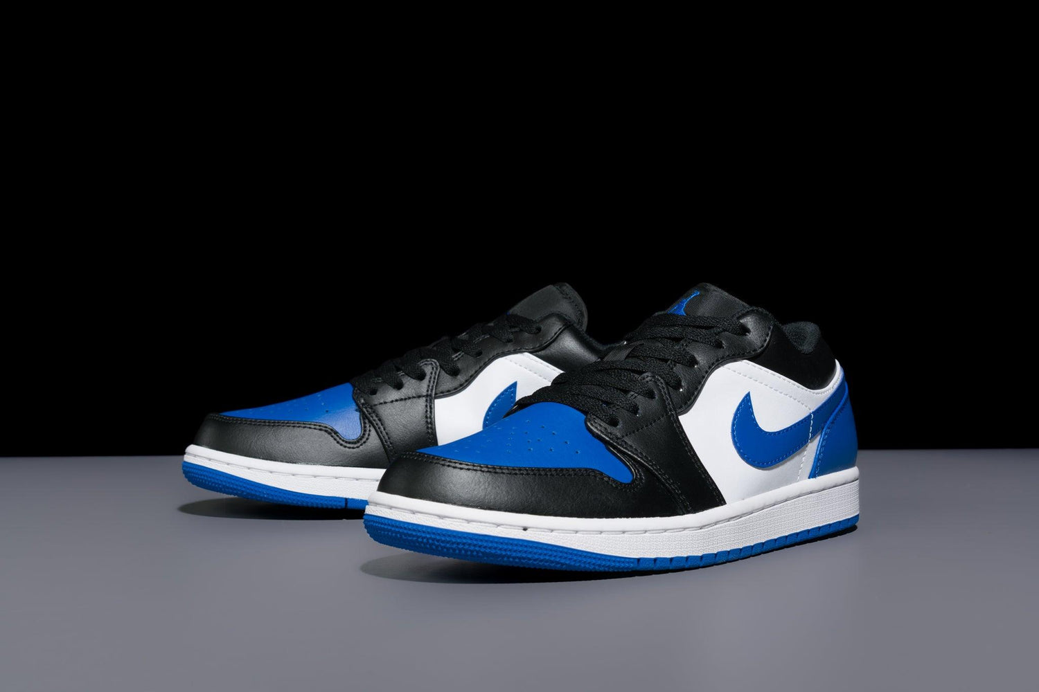 Air Jordan 1 Low 'Royal Toe' - Lo10M