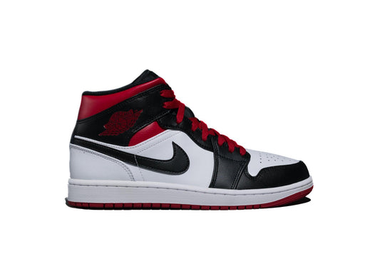 Closer Look at the Air las Jordan 6 Chrome Mid 'Gym Red Black Toe' - Urlfreeze Shop