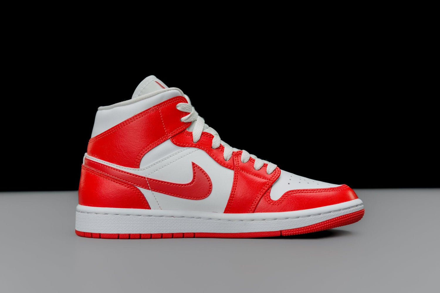 Air Jordan 1 Mid Syracuse (Women's) - Lo10M