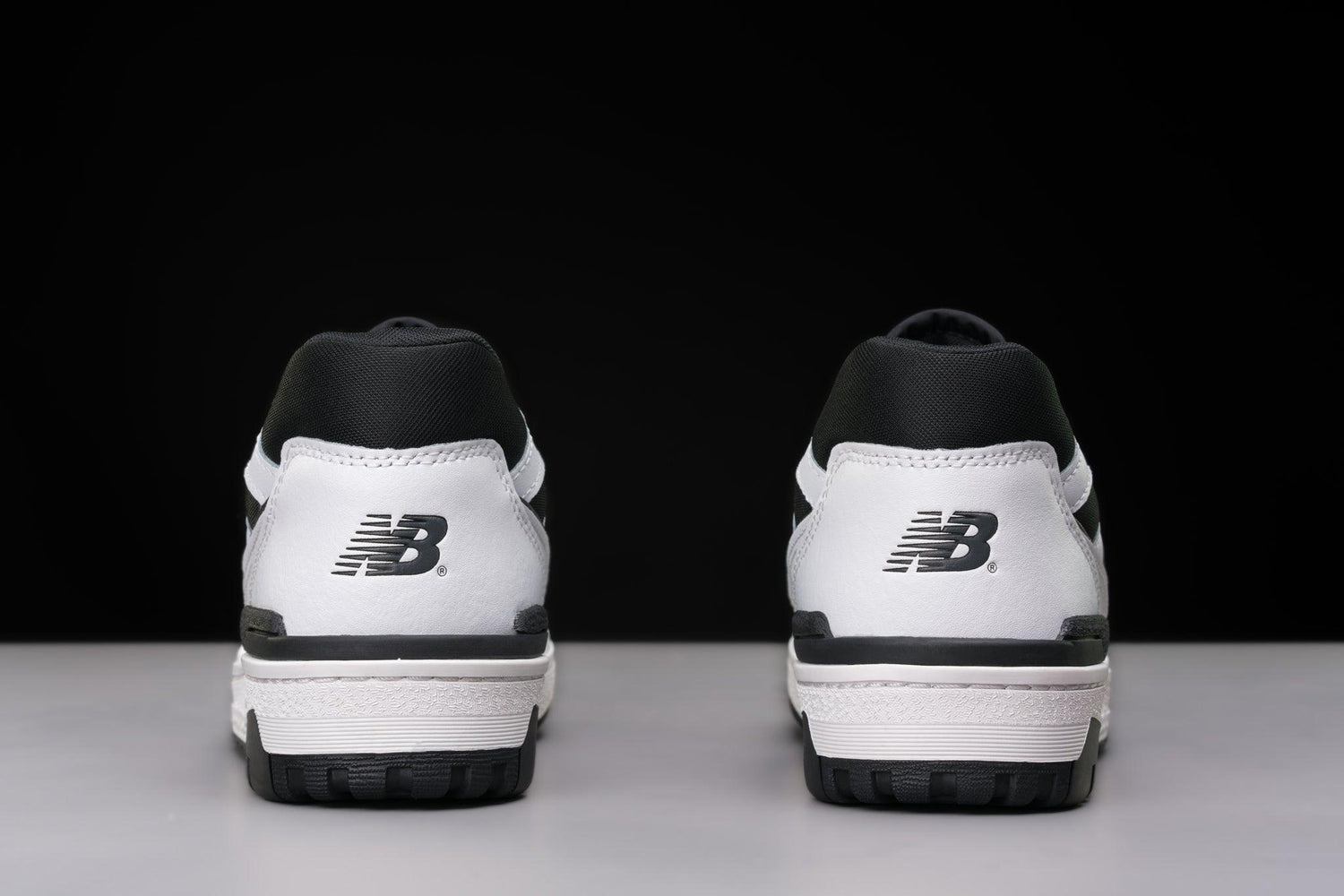 New Balance 550 White Black - Lo10M