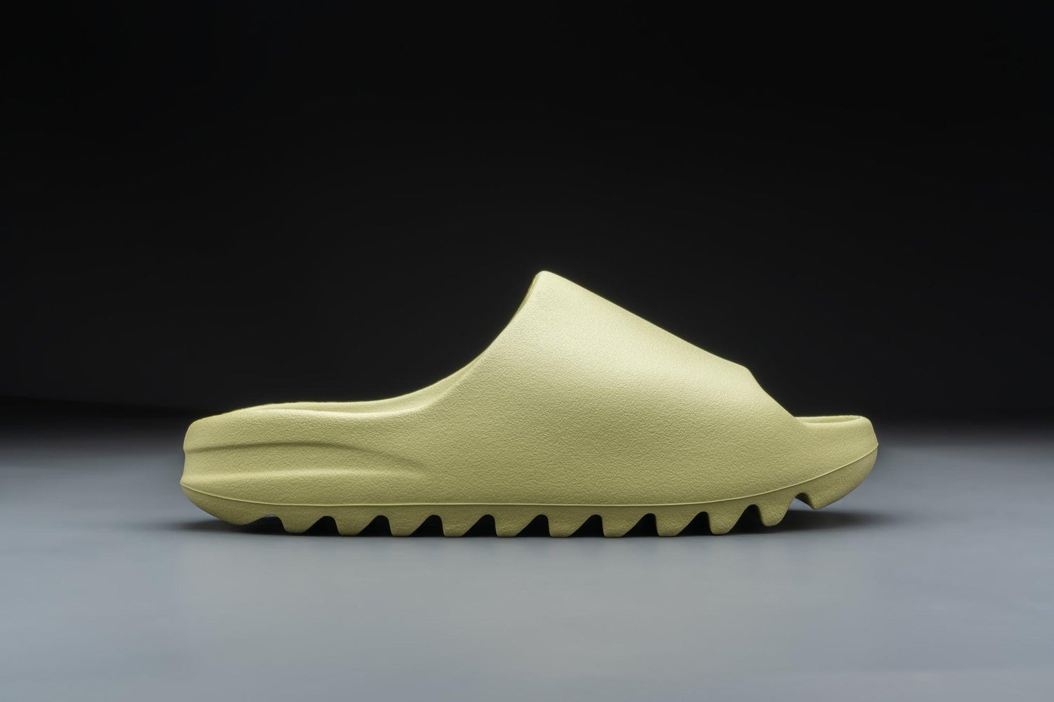 adidas Yeezy Slide Resin (2022) - FZ5904 – Lo10M