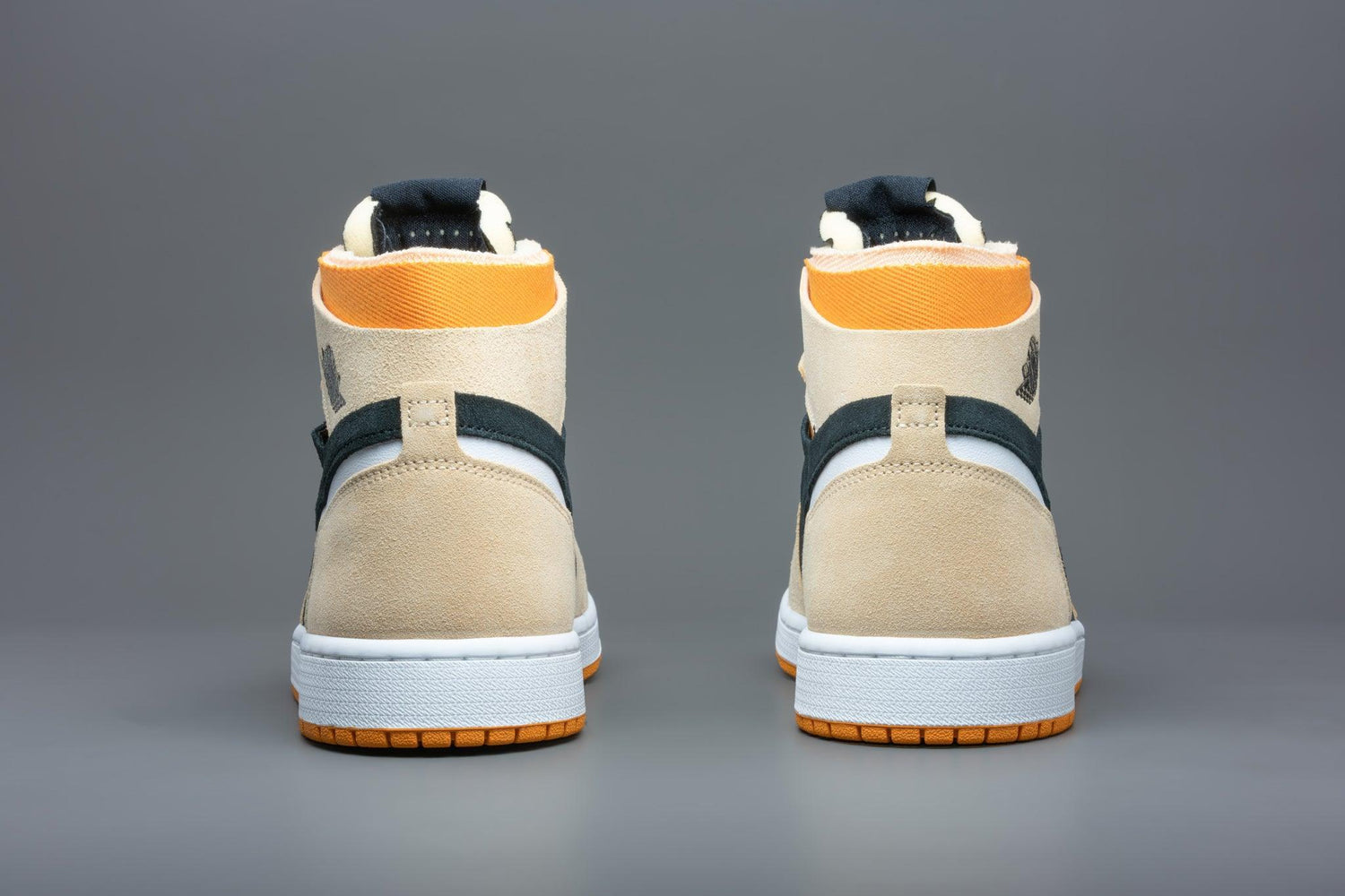 Air Jordan 1 High Zoom Air CMFT Pumpkin Spice - Lo10M