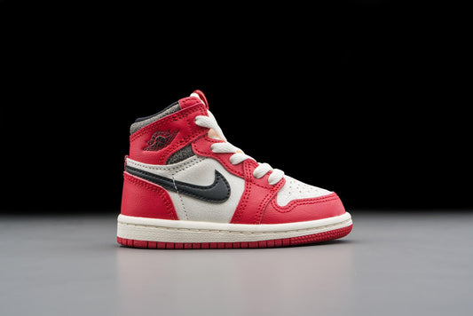 Air Jordan 1 Retro High OG Chicago Lost and Found (TD) - Lo10M