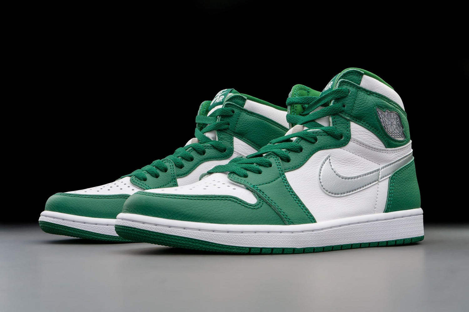 Air Jordan 1 Retro High OG Gorge Green - Lo10M