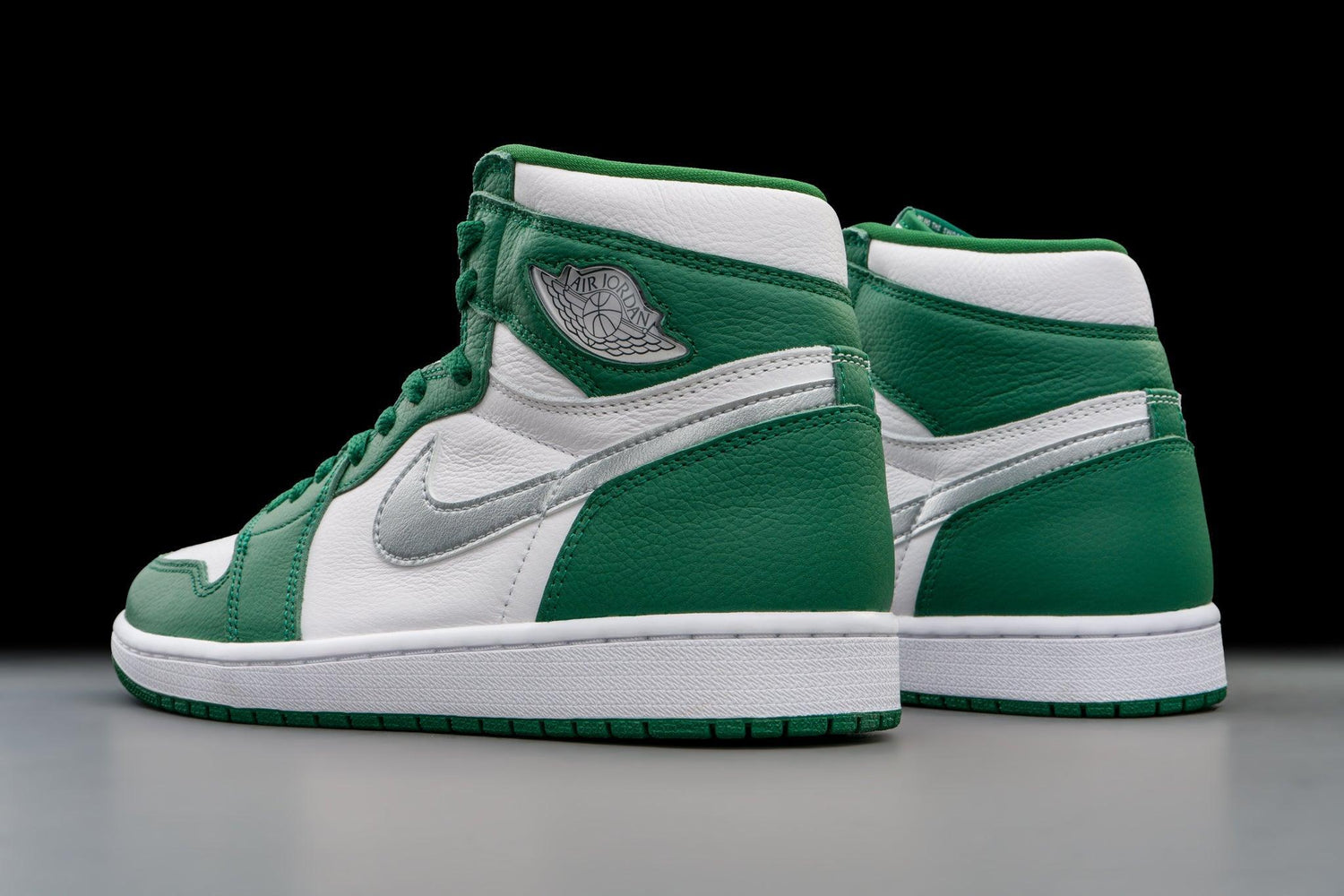 Air Jordan 1 Retro High OG Gorge Green - Lo10M