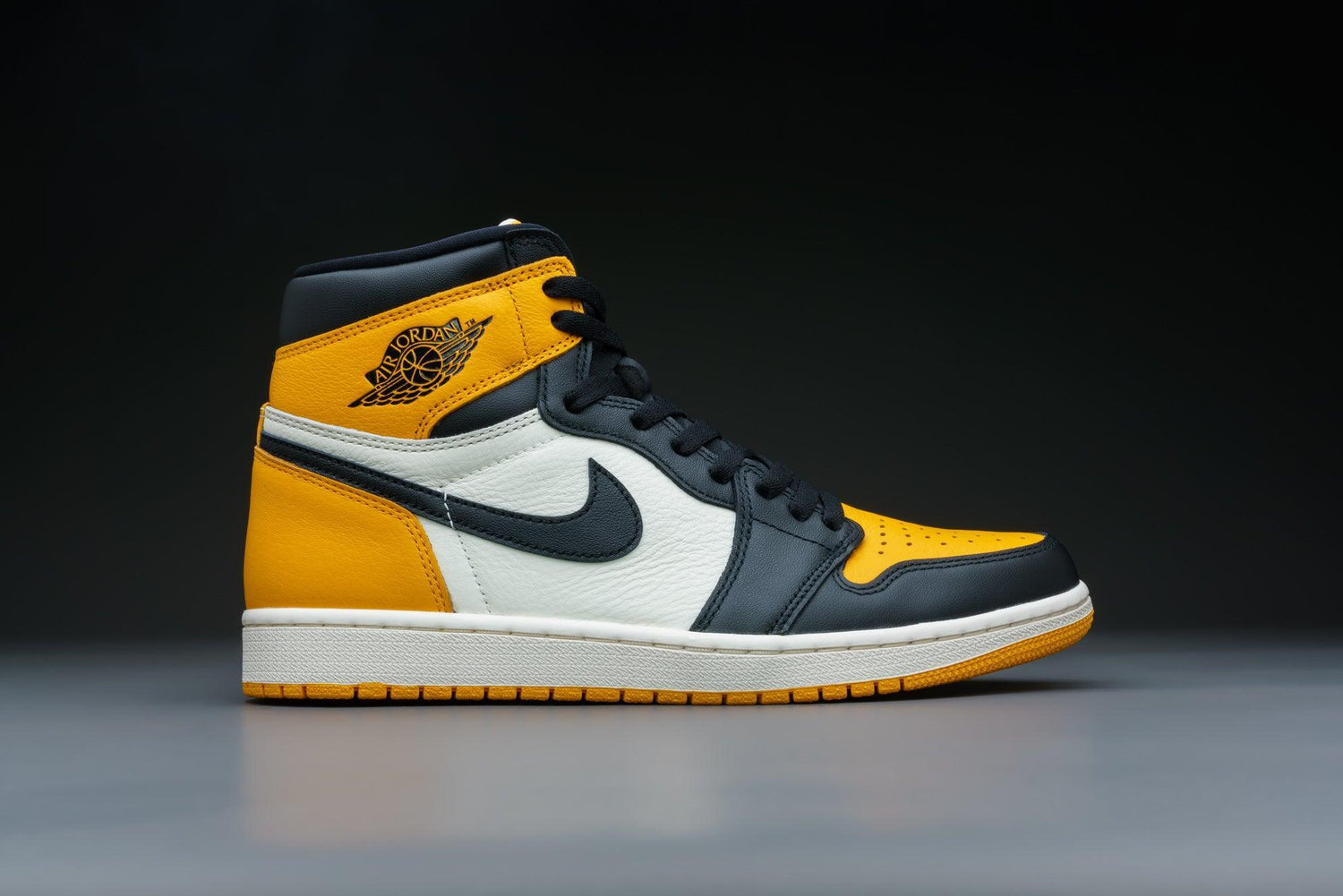 Air logo jordan 1 Retro High OG Yellow Toe "Taxi" - Urlfreeze Shop