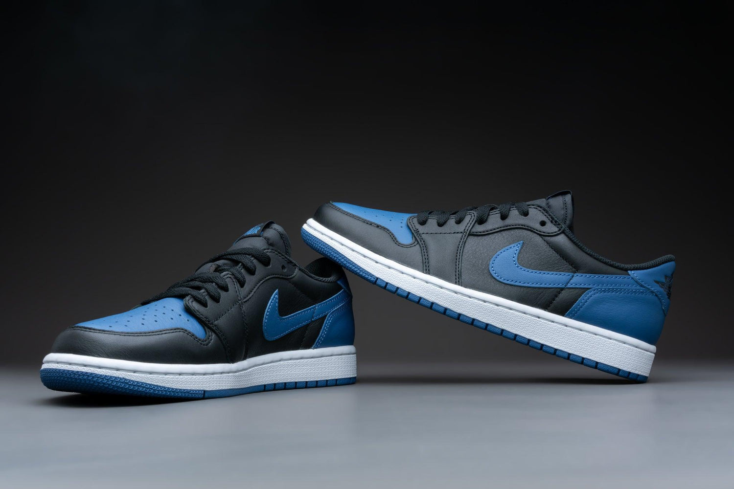 Air Jordan 1 Retro Low OG Mystic Navy (W) - Lo10M