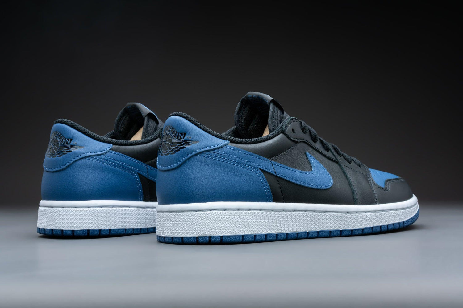 Air Jordan 1 Retro Low OG Mystic Navy (W) - Lo10M