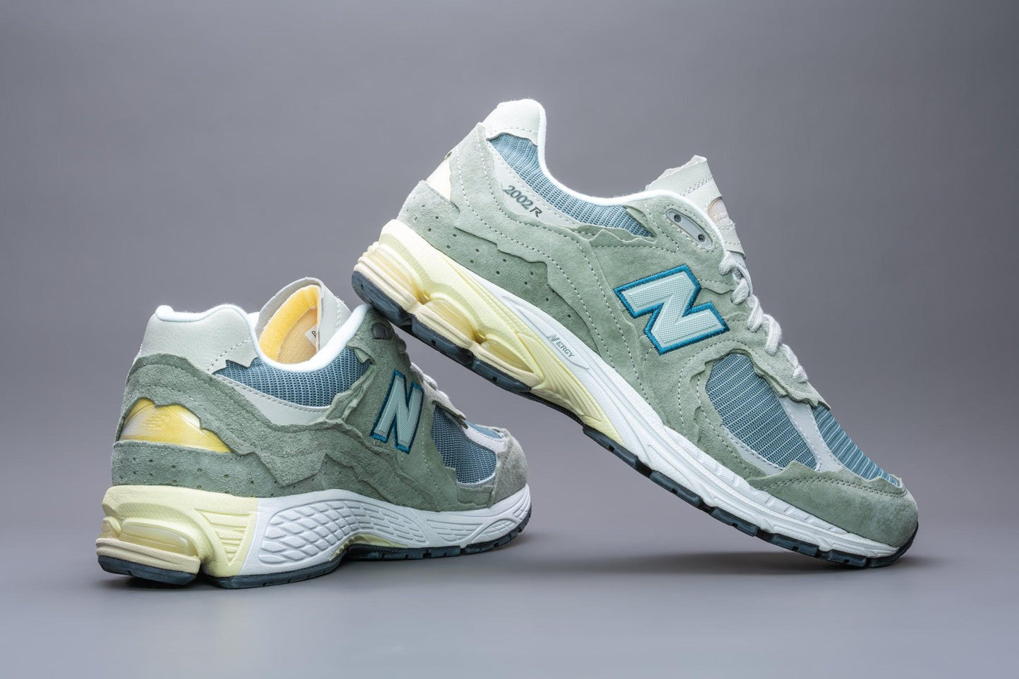 New Balance 2002R Protection Pack Mirage Grey - Lo10M