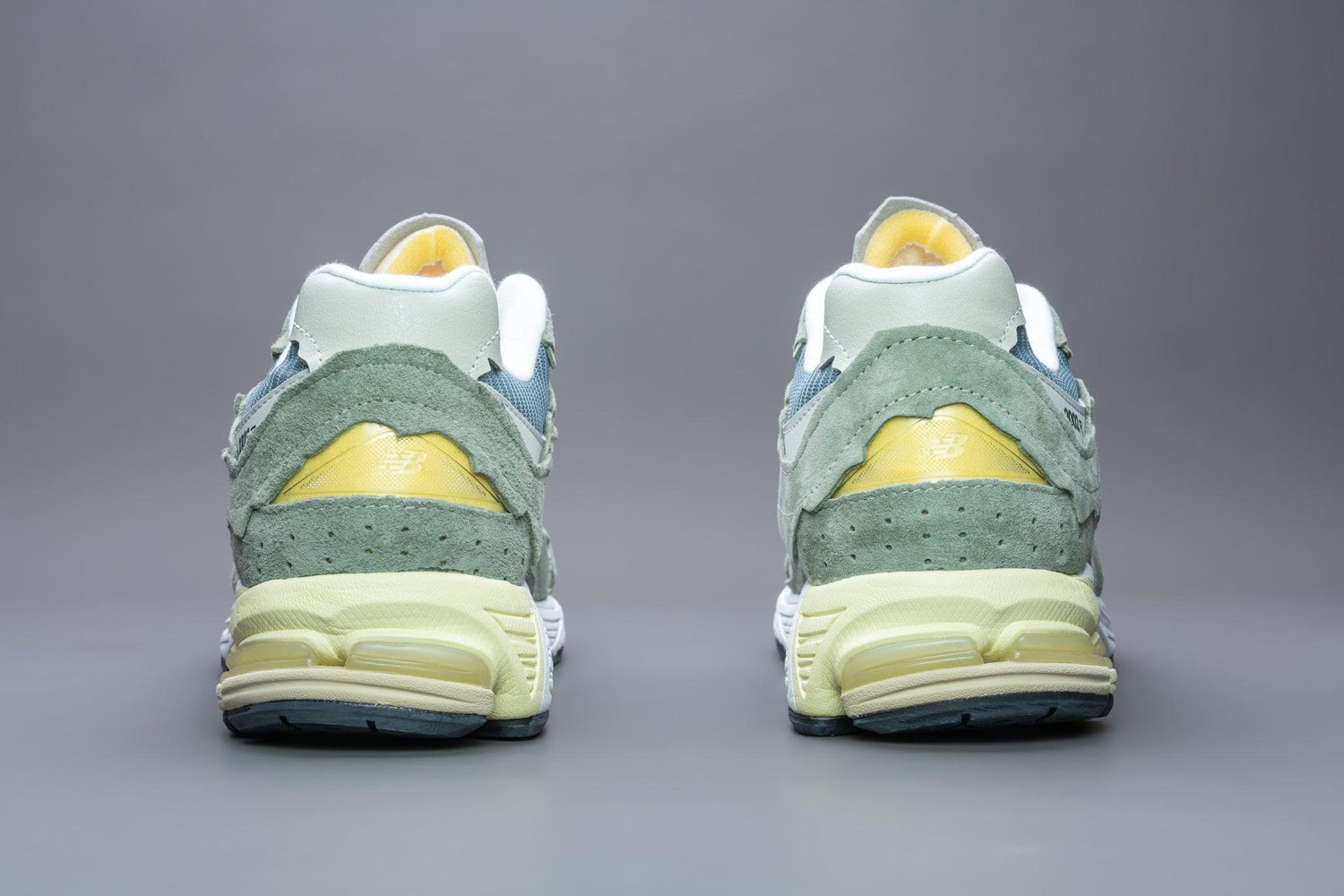 New Balance 2002R Protection Pack Mirage Grey - Lo10M