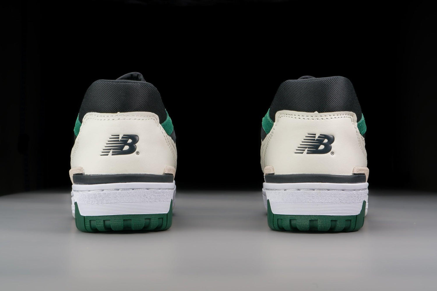 New Balance 550 Sea Salt Pine Green - Urlfreeze Shop