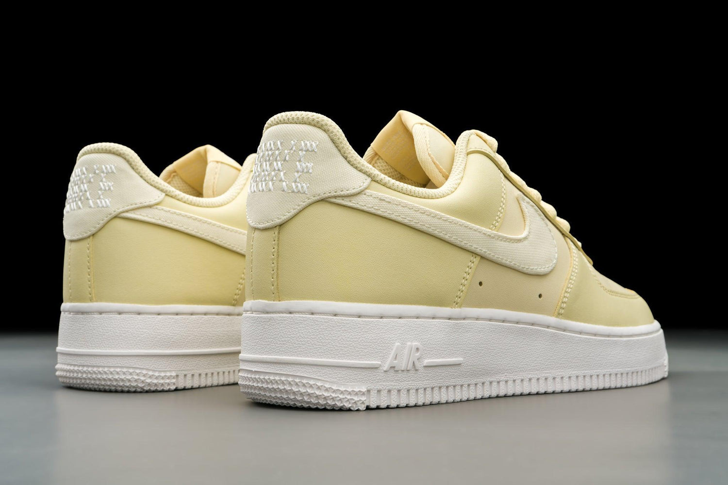 Nike Air Force Low Cross Stitch Light Lemon