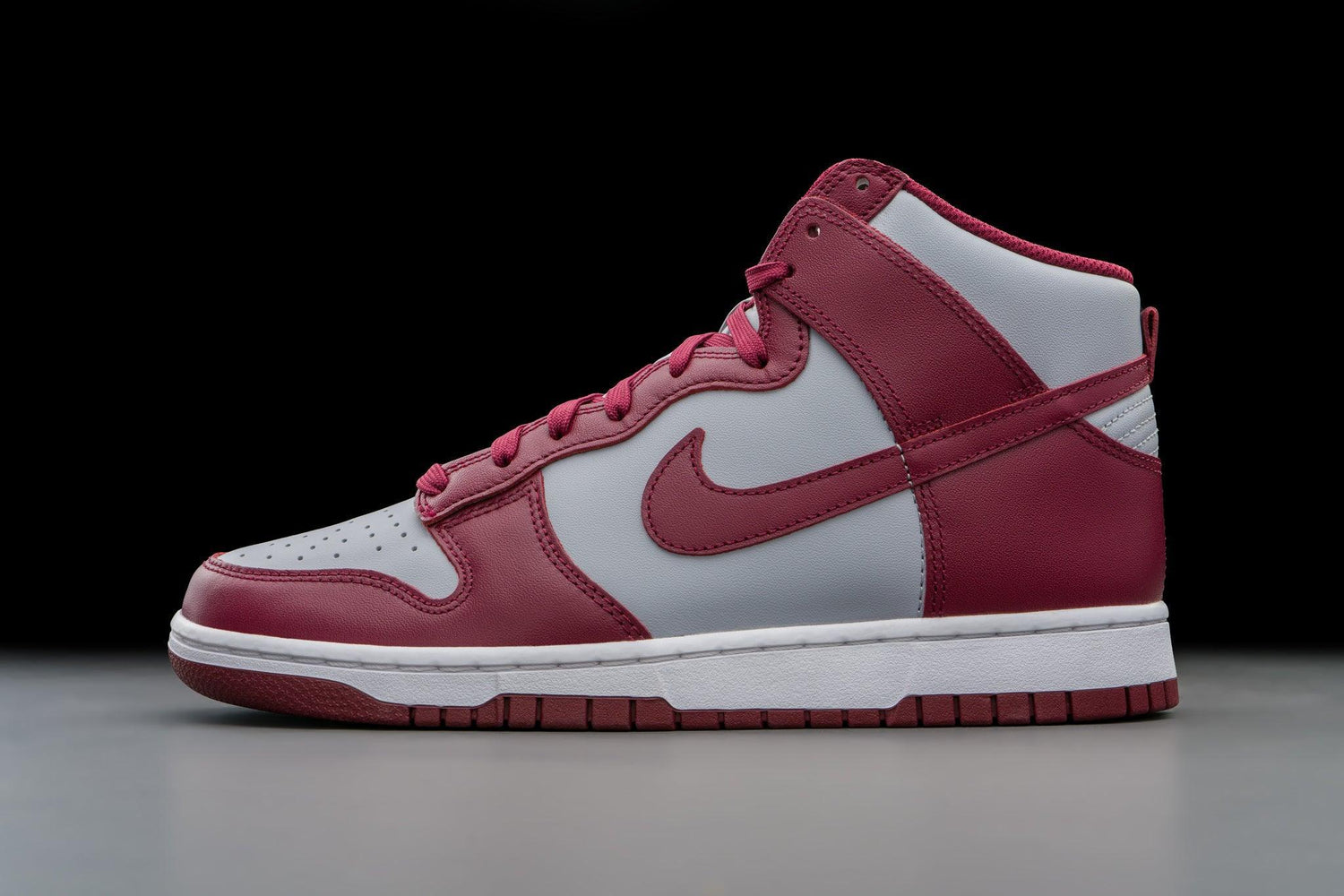 Nike Dunk High Dark Beetroot - Lo10M