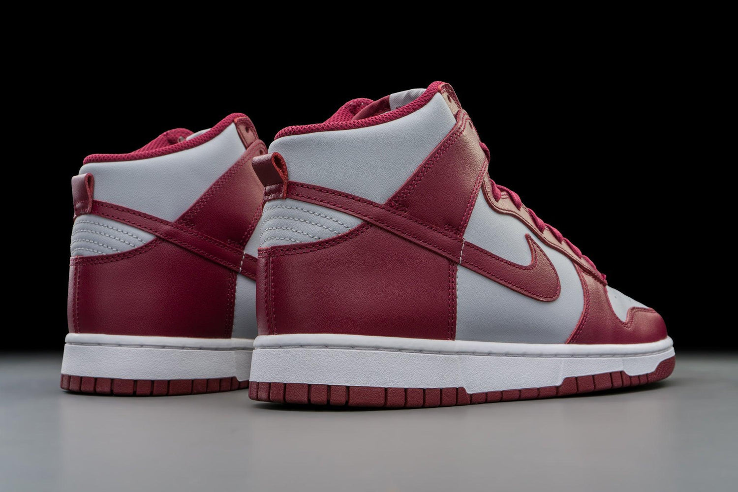 Nike Dunk High Dark Beetroot - Lo10M