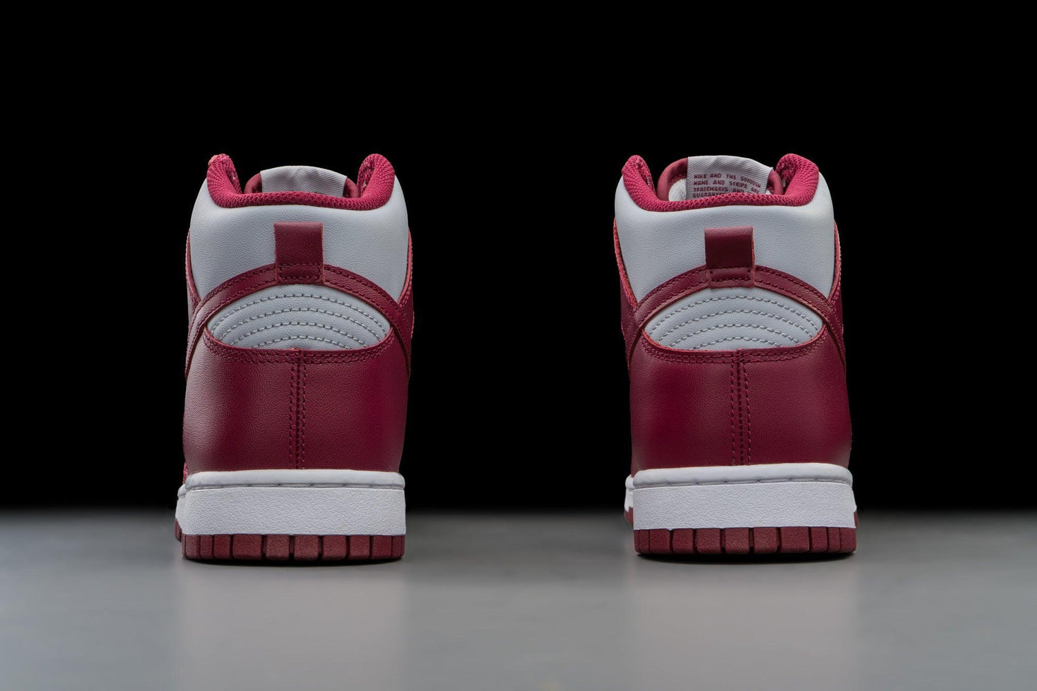 Nike Dunk High Dark Beetroot - Lo10M