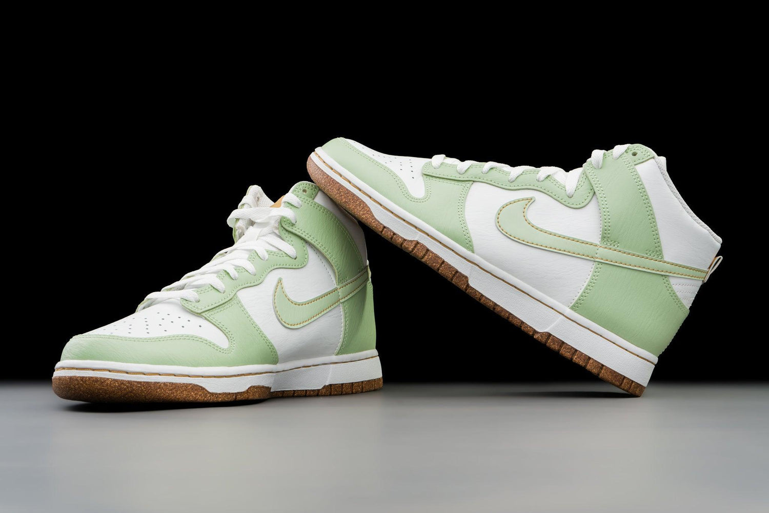 Nike Dunk High SE Inspected By Swoosh Honeydew - Lo10M