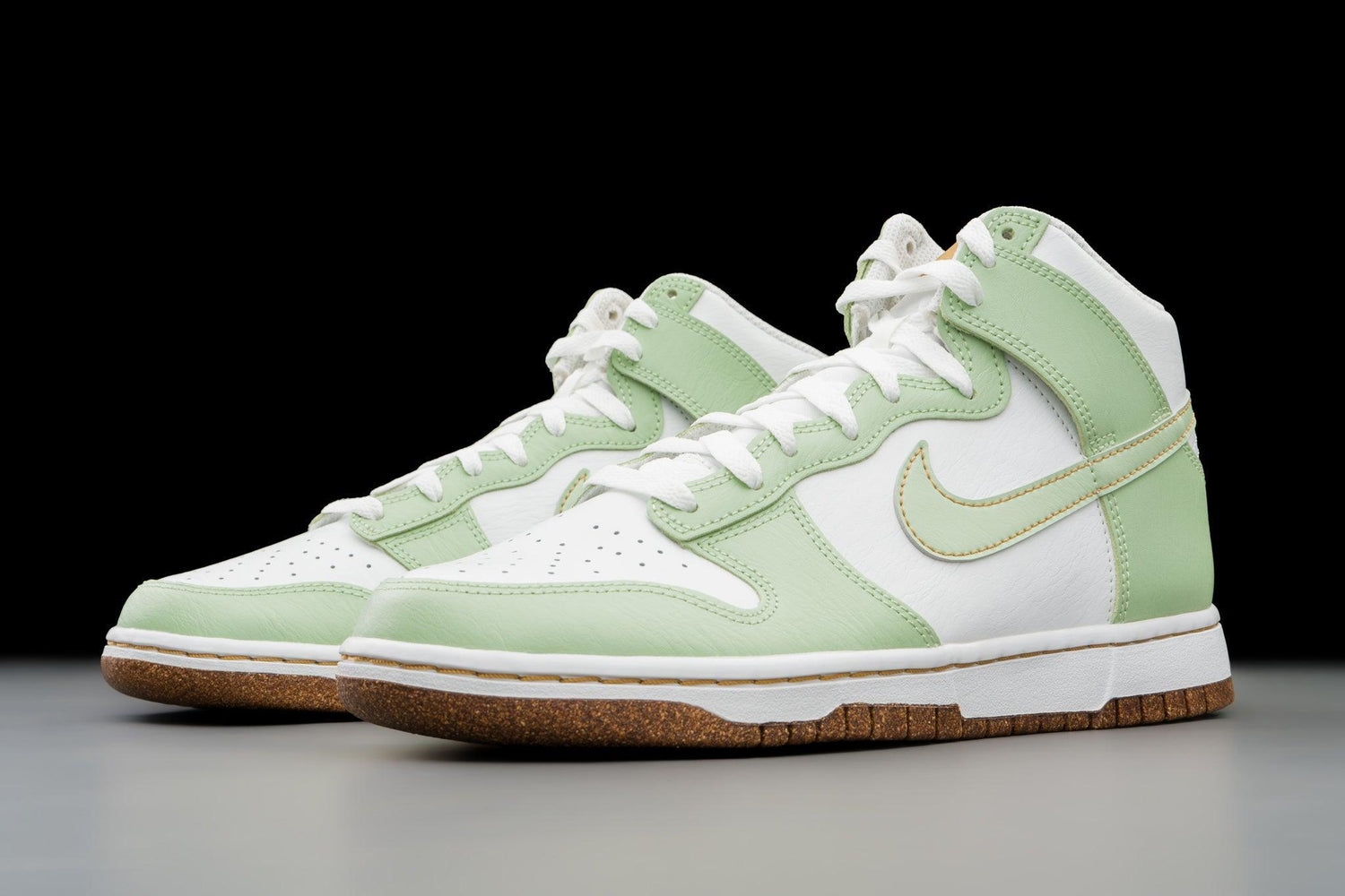 Nike Dunk High SE Inspected By Swoosh Honeydew - Lo10M