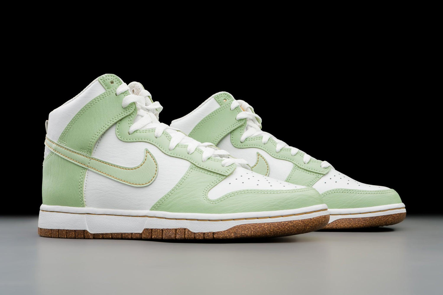 Nike Dunk High SE Inspected By Swoosh Honeydew - Lo10M